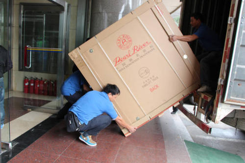 鲅鱼圈钢琴贵重工艺品无忧运